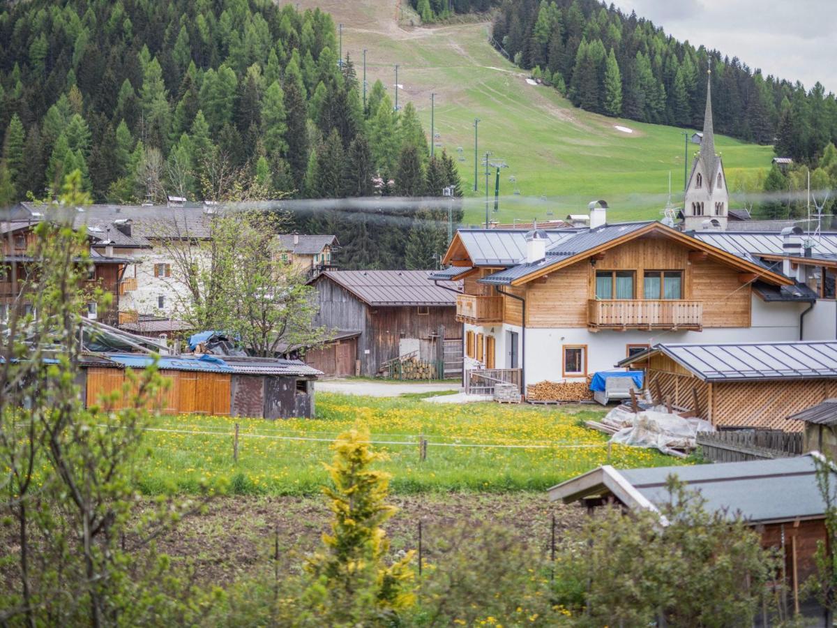 Ciasa Lino Aloch Apartment Pozza di Fassa Luaran gambar