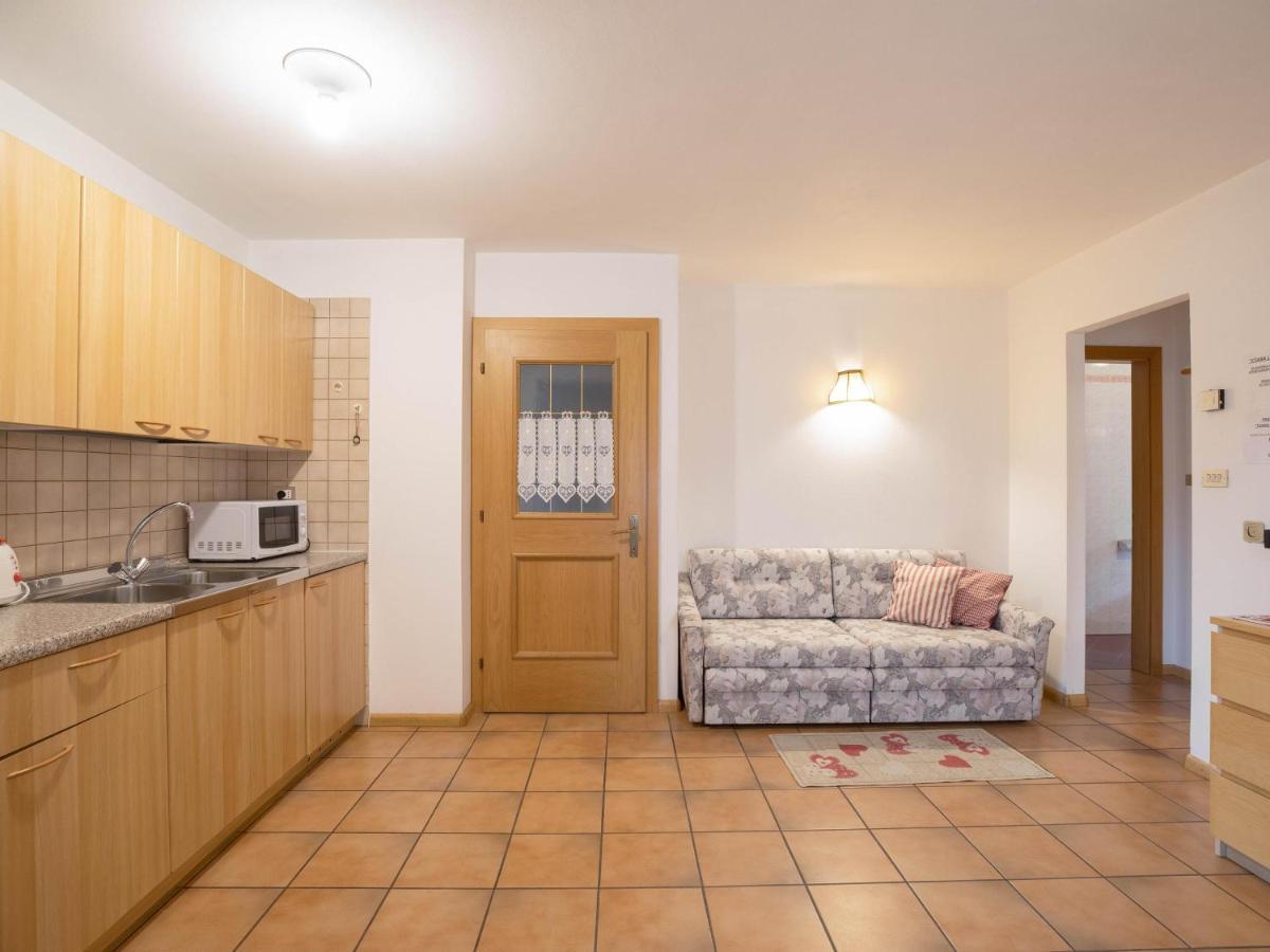 Ciasa Lino Aloch Apartment Pozza di Fassa Luaran gambar